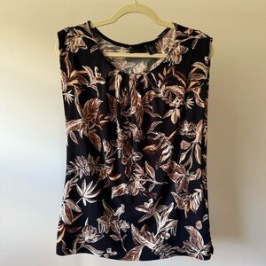 Tahari Sleeveless Floral Blouse – Size L
